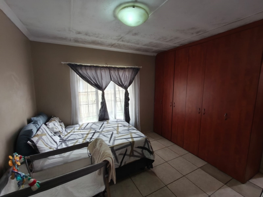 3 Bedroom Property for Sale in Oos Einde North West